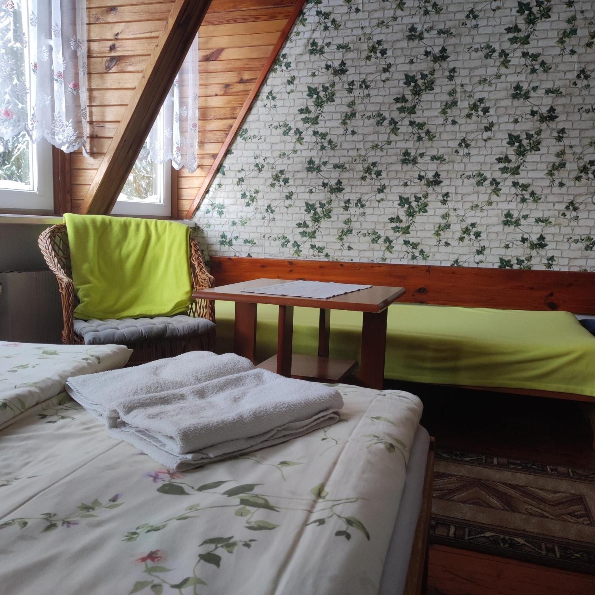 Zbojnicka Chata Зеленец Экстерьер фото